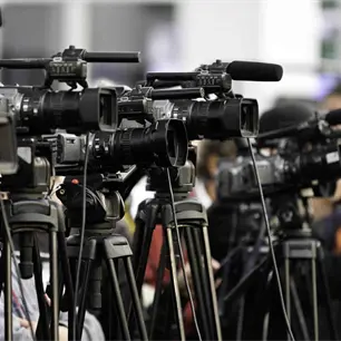 Francia endurece Ley de protecci&oacute;n de derechos de la prensa