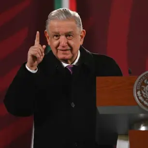 Preocupa a senadores de EU la “retórica belicosa” de AMLO contra la prensa