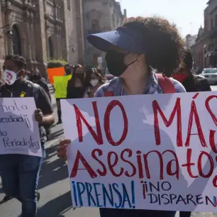 Asesinatos contra periodistas dañan los derechos de todos: Alianza de Medios Mx