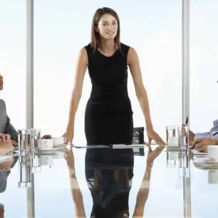 Mujeres mexicanas, relegadas de puestos directivos en medios