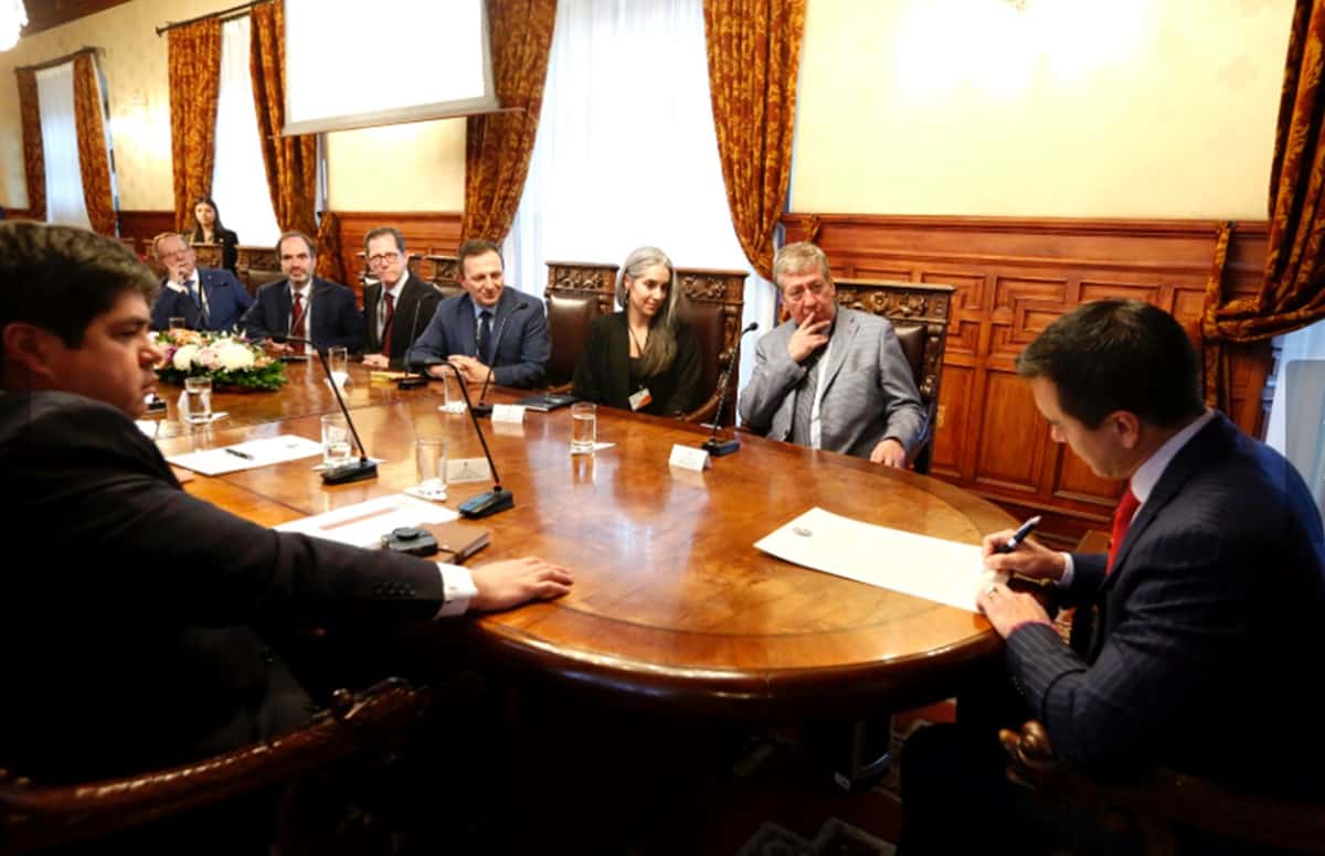 Ecuador firma las declaraciones de Chapultepec y Salta sobre libertad de expresión