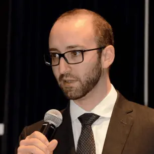 Se integra al comité del CNTI, Francisco Torres, vicepresidente ejecutivo de la OEM