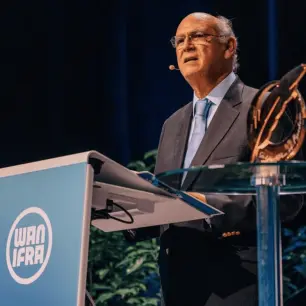 Gana el periodista nicaragüense Carlos Chamorro la Pluma de Oro de la Libertad 2024 de WAN-IFRA