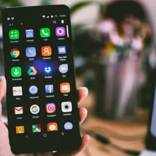 Australia busca imponer impuesto a plataformas digitales para apoyar a medios de comunicación