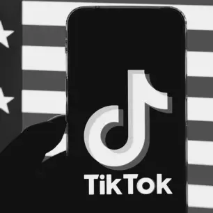 TikTok apaga y vuelve a encender actividades en EU tras anuncio de Trump sobre aplazamiento de prohibición