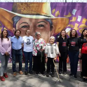 Develan mural en memoria de Miroslava Breach