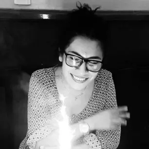 Muere la periodista Avisack Douglas tras ataque armado en la casa de campaña de Xóchitl Tress en Veracruz