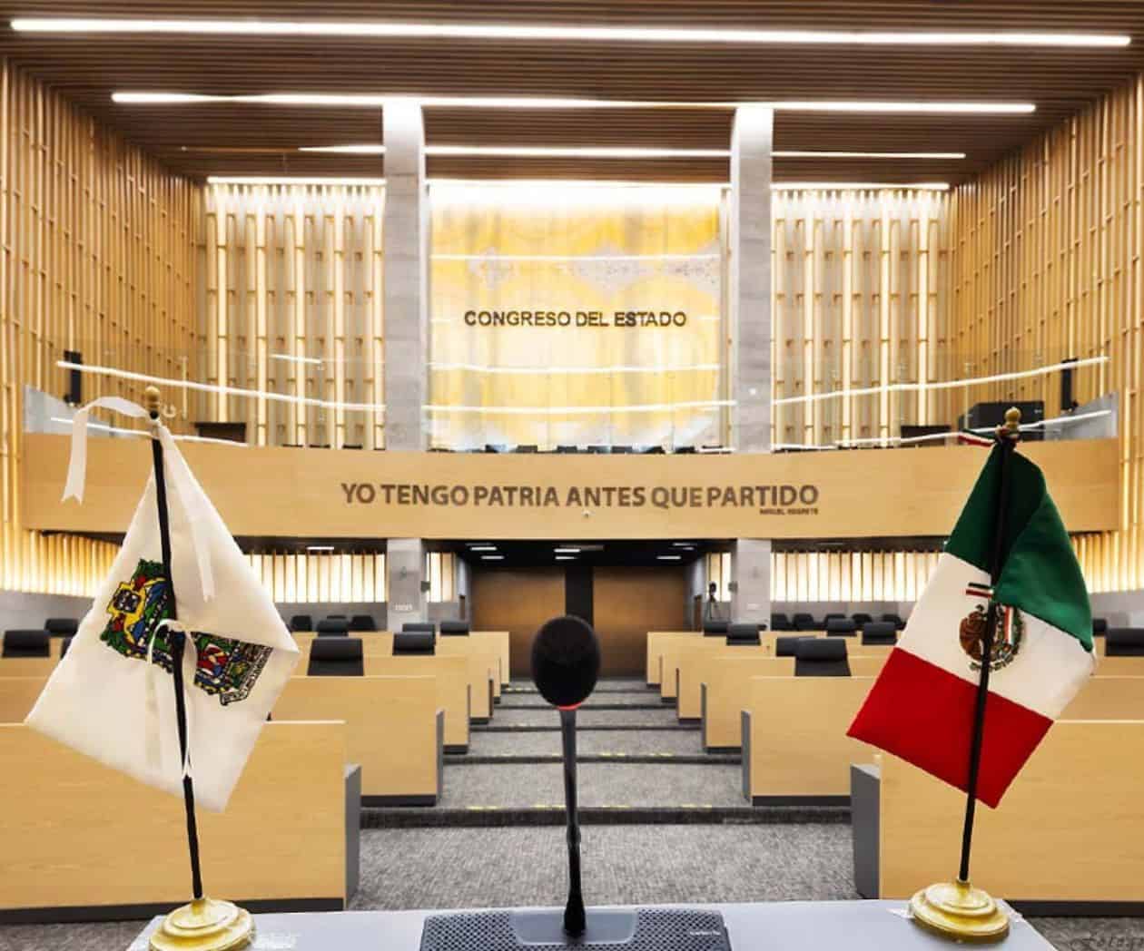 Congreso de Puebla presenta primer borrador a Ley de ciberasedio; oposición mantiene exigencia de derogarlo