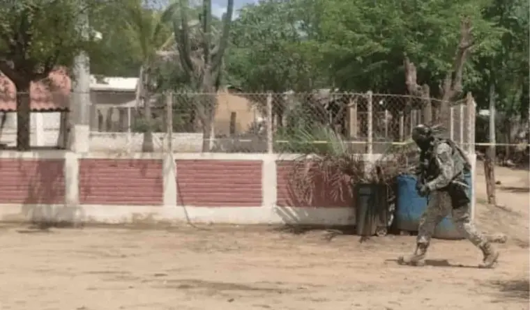 Periodistas quedan bajo fuego cruzado en Imala, Culiacán