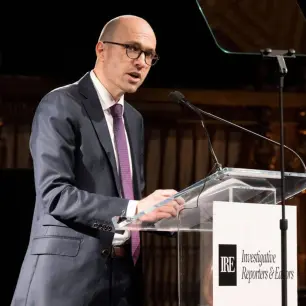 AG Sulzberger, presidente de The New York Times insta a los periodistas a seguir informando sin miedo ni favoritismo