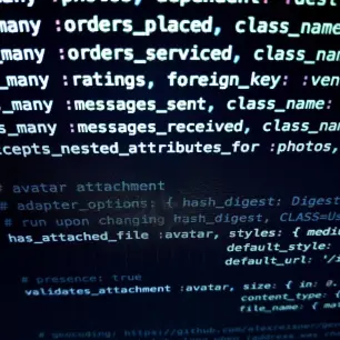 La CIDH documenta persistente espionaje a periodistas y defensores en LATAM, México es uno de los casos más graves