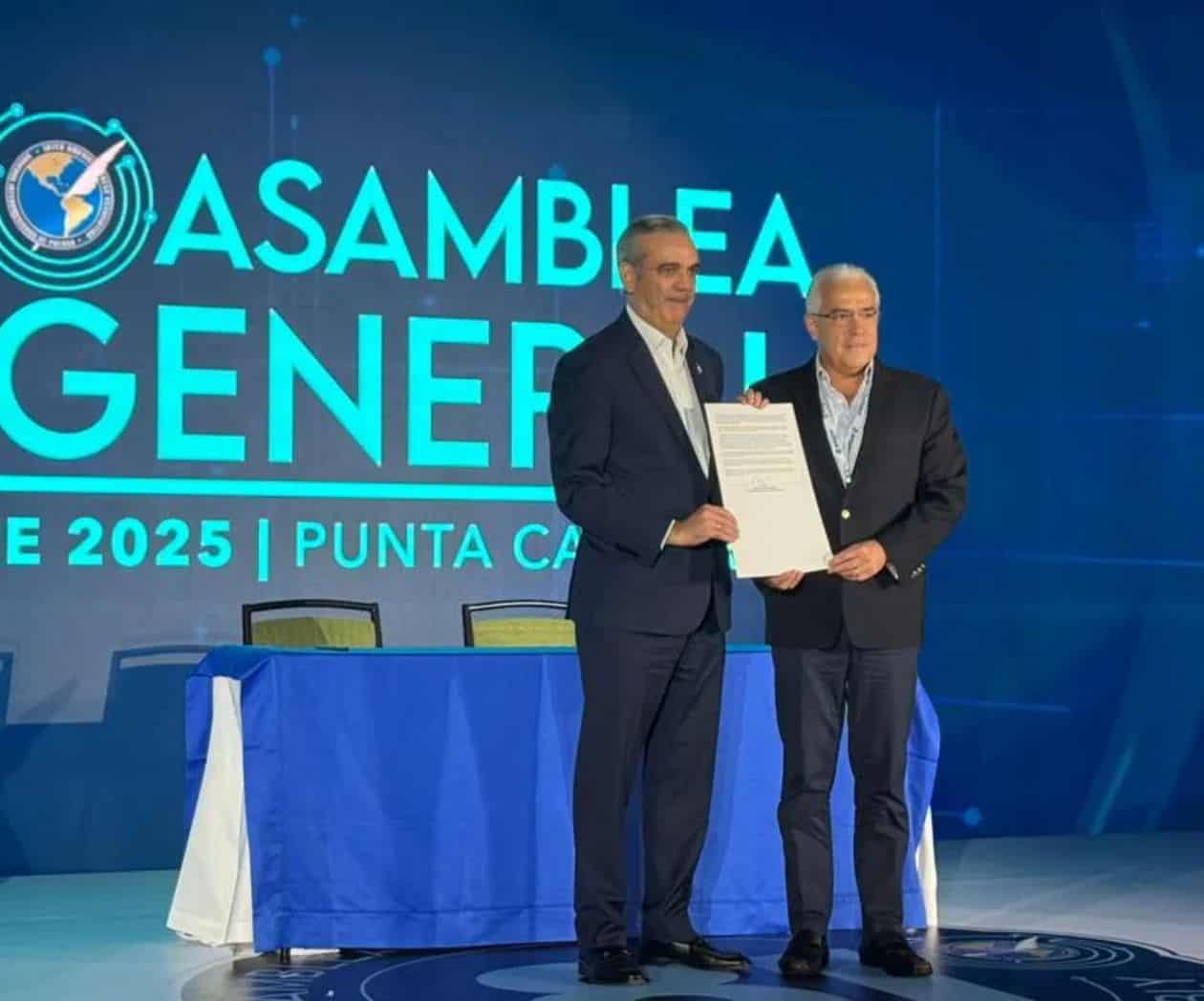 Inaugura la SIP su 81ª Asamblea con un llamado urgente a defender la libertad de prensa en las Américas