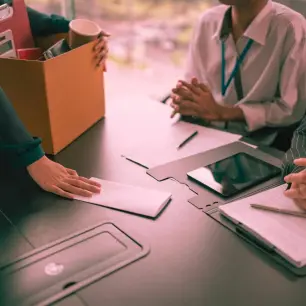 Ola de despidos va cubriendo a redacciones de EU, al momento alcanza a NBC, CNBC, WSJ, PBS y Paramount Ola de despidos va cubriendo a redacciones de EU, al momento alcanza a NBC, CNBC, WSJ, PBS y Paramount