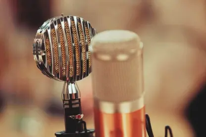 Asiste al Coloquio Internacional: Periodismo, Libertad y Democracia el 14 de noviembre