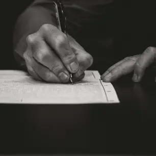 Nueve periódicos regionales de EU demandan a OpenAI por uso indebido de contenidos periodísticos