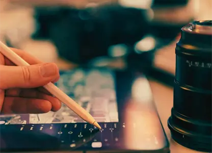 Axios y OpenAI amplían colaboración en periodismo local, llegará a 9 comunidades de EU