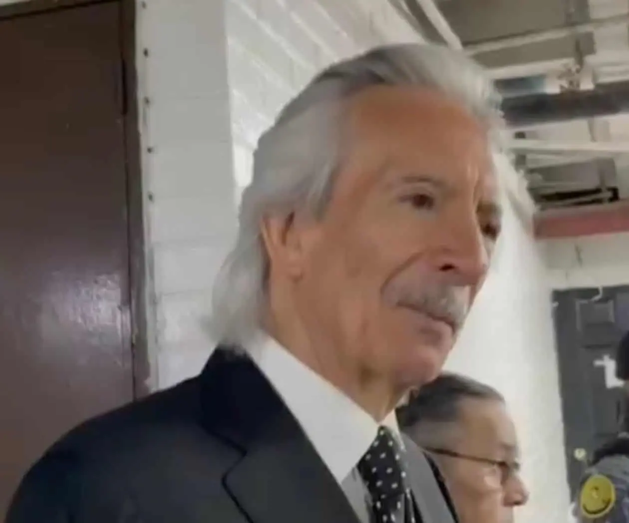 El periodista José Rubén Zamora comparece, resolverán amparo solicitado en 15 días