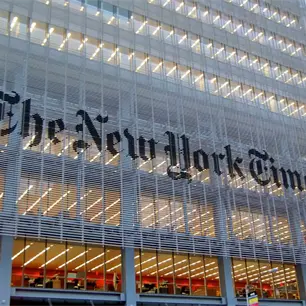 El New York Times cierra 2025 con crecimiento con 12.78 millones de suscriptores, m&aacute;s de 95% son solo digitales