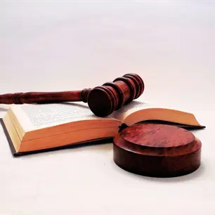 Juez limita revisi&oacute;n del Departamento de Justicia a dispositivos de periodista del Washington Post