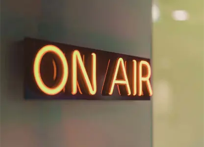 Suiza rechaza en referéndum recortes al financiamiento de medios públicos