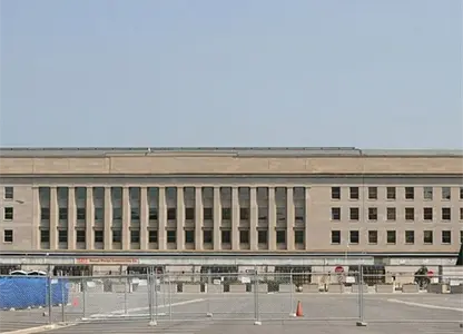 Pentágono excluye a fotoperiodistas de ruedas de prensa tras publicación de imágenes del secretario Pete Hegseth