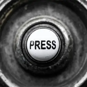 Director de RSF advierte que modelo hostil a medios de Trump se expande en LATAM