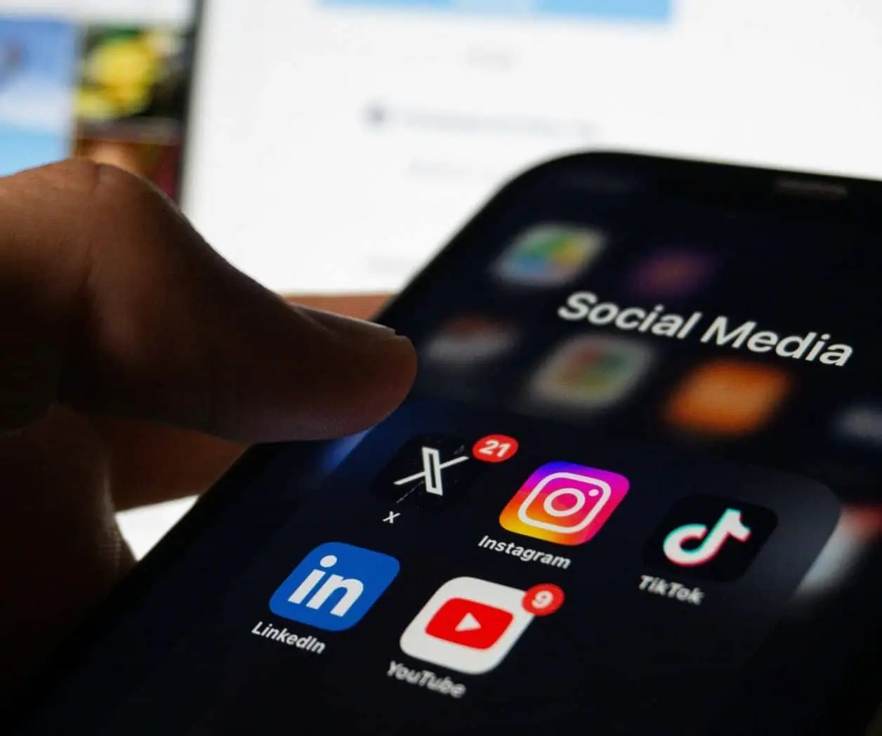 Australia plantea un impuesto de 2.25% a tecnológicas por uso de contenidos, destinado a financiar a medios