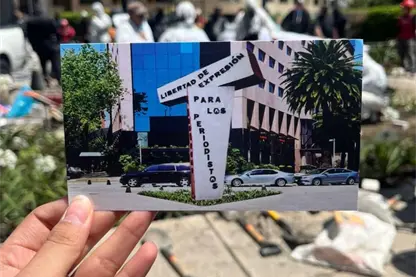 Instalan antimonumento en CDMX para recordar a periodistas asesinados y desaparecidos en México