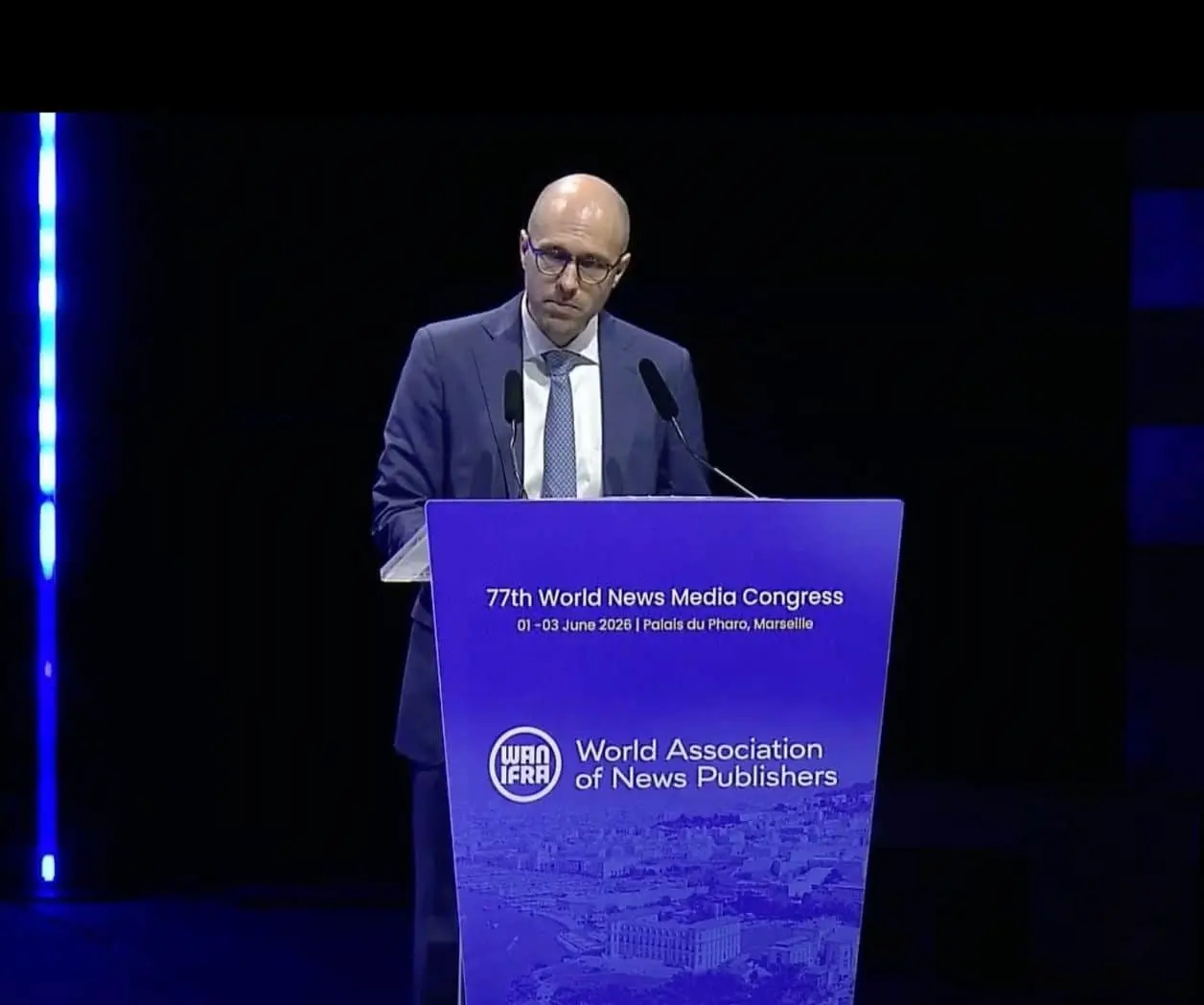 A.G. Sulzberger, editor del NYT hizo un llamado a los medios a la defensa de sus derechos frente a la IA