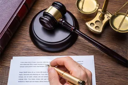 Departamento de Justicia de EU pide registros telefónicos de periodistas del NYT y de familiares